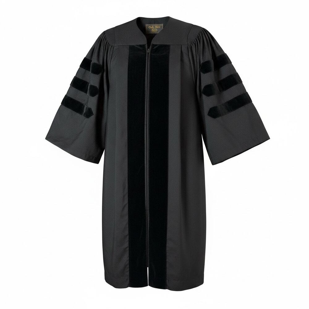 Oak Hall Graduation Gown velvet Doctor Size 2 Salem, VA